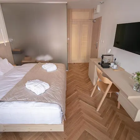 Havran 4* Litomyšl